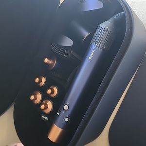 Dyson Airwrap Prussian Blue & Copper